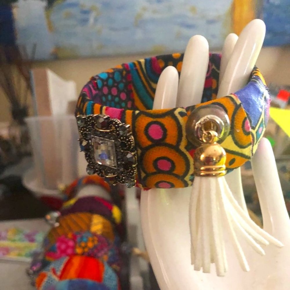 412 Beautiful Women's Boho Bangle